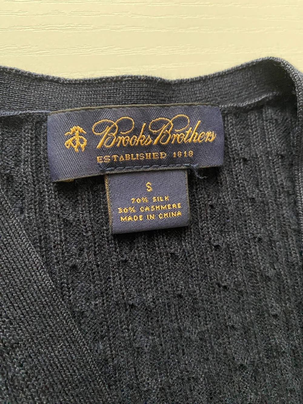 Brooks Brothers Women's Silk Cashmere Cable Knit Cardigan in Navy Size Small - Picture 4 of 10
